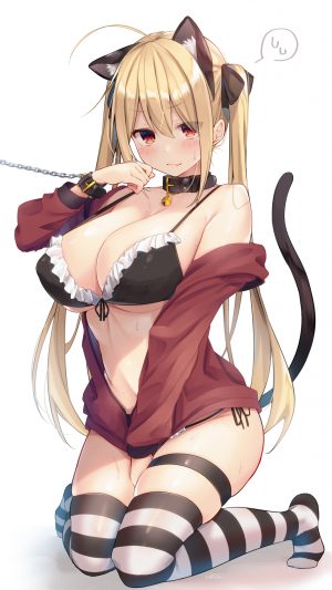 原创,ramchi,呆毛,兽耳,前发,露肩,铃,水着,金发,脸红,胸部,猫耳,猫娘,猫尾,锁链,cleavage,全身,巨乳,长发,长袖,红色眼,缎带,single,泳装,双马尾,白背景