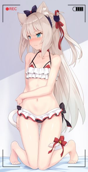 yamasan,哈曼,碧蓝航线,兽耳,脸红,胸部,猫耳,猫娘,猫尾,项圈,绿色眼,发饰,长发,露脐,貧乳,single,泳装,双马尾,白发